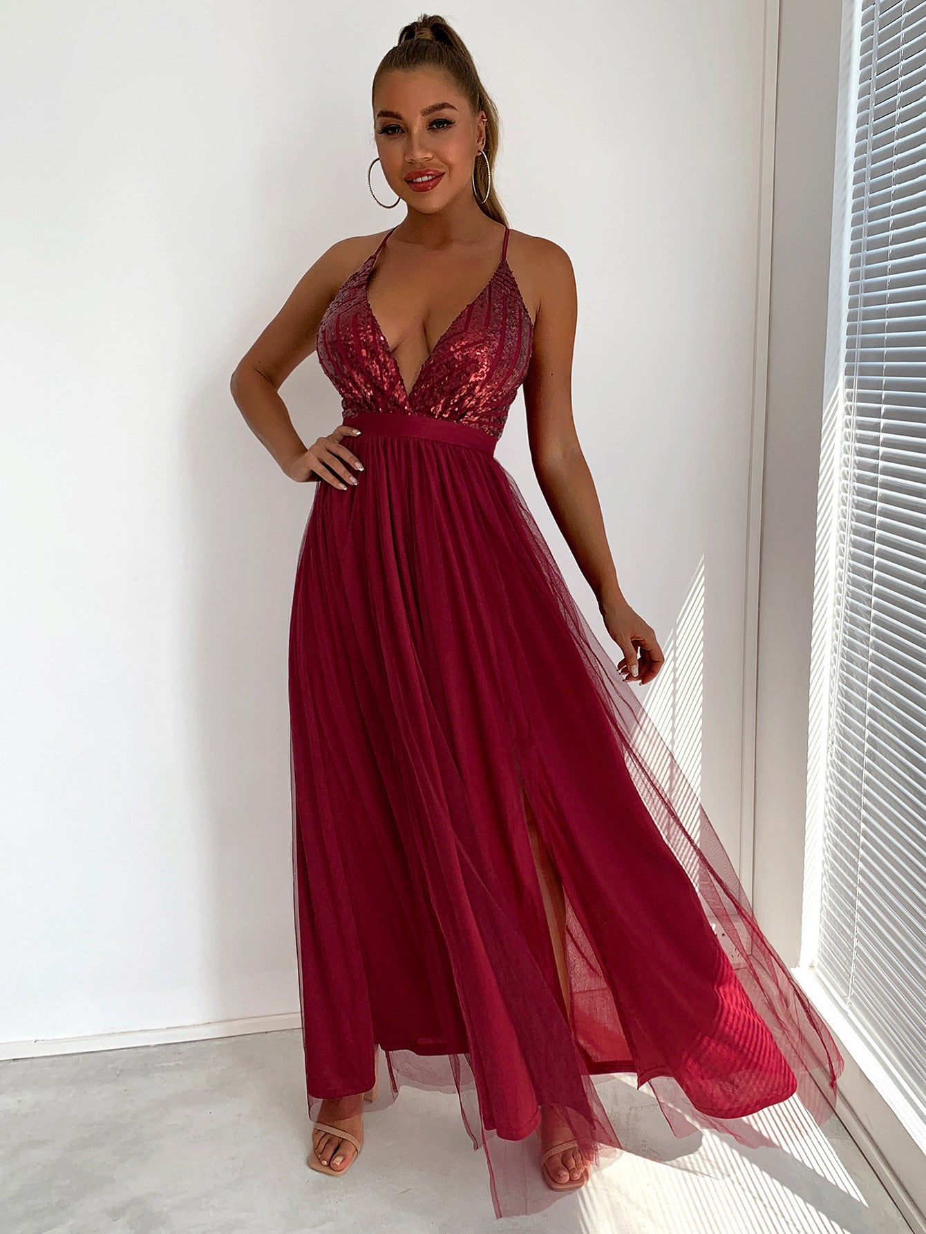 Women's Straps Tulle Sequin Stitching Slit Swing Dresses