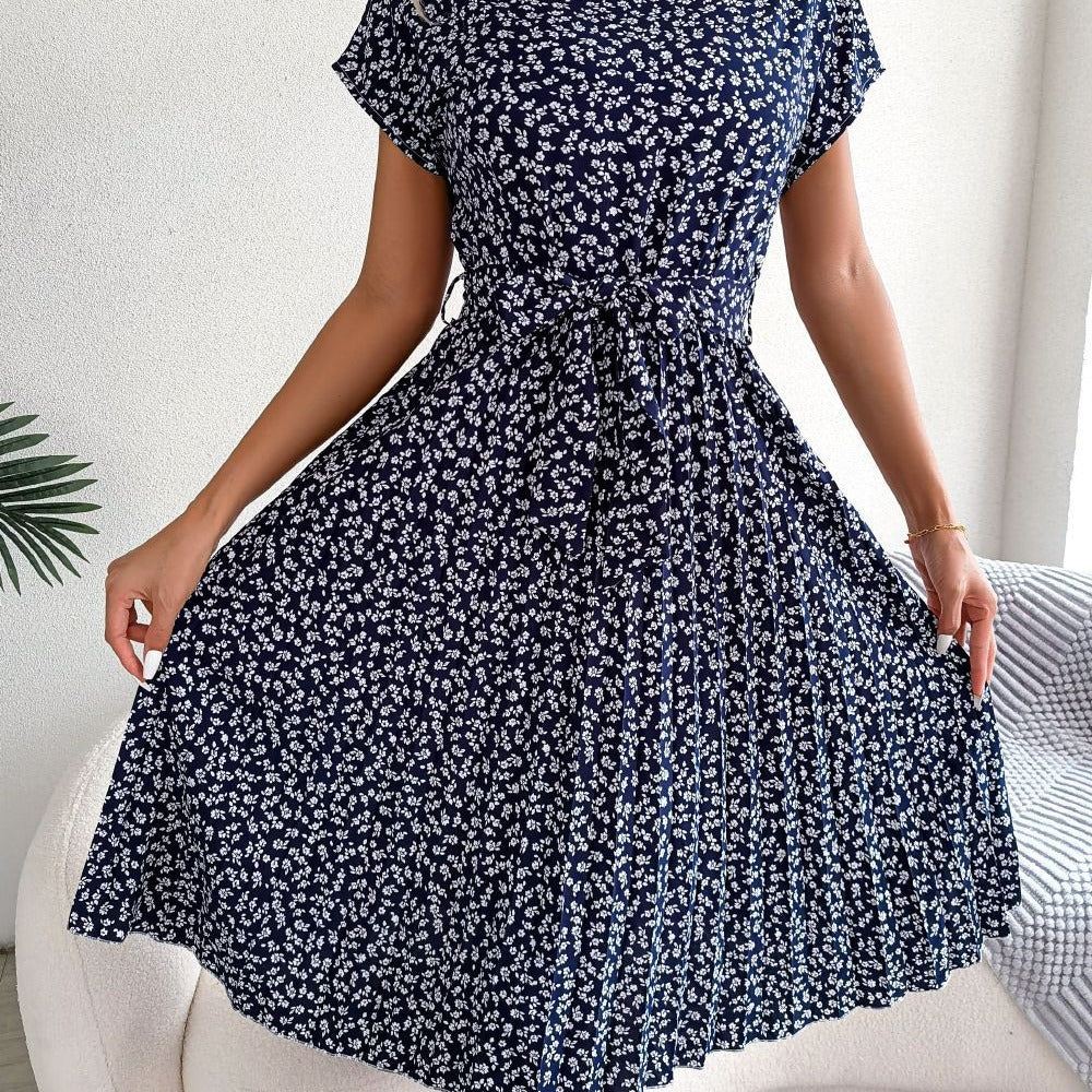 Women's Casual Short-sleeved Floral Print Pleated Dresses