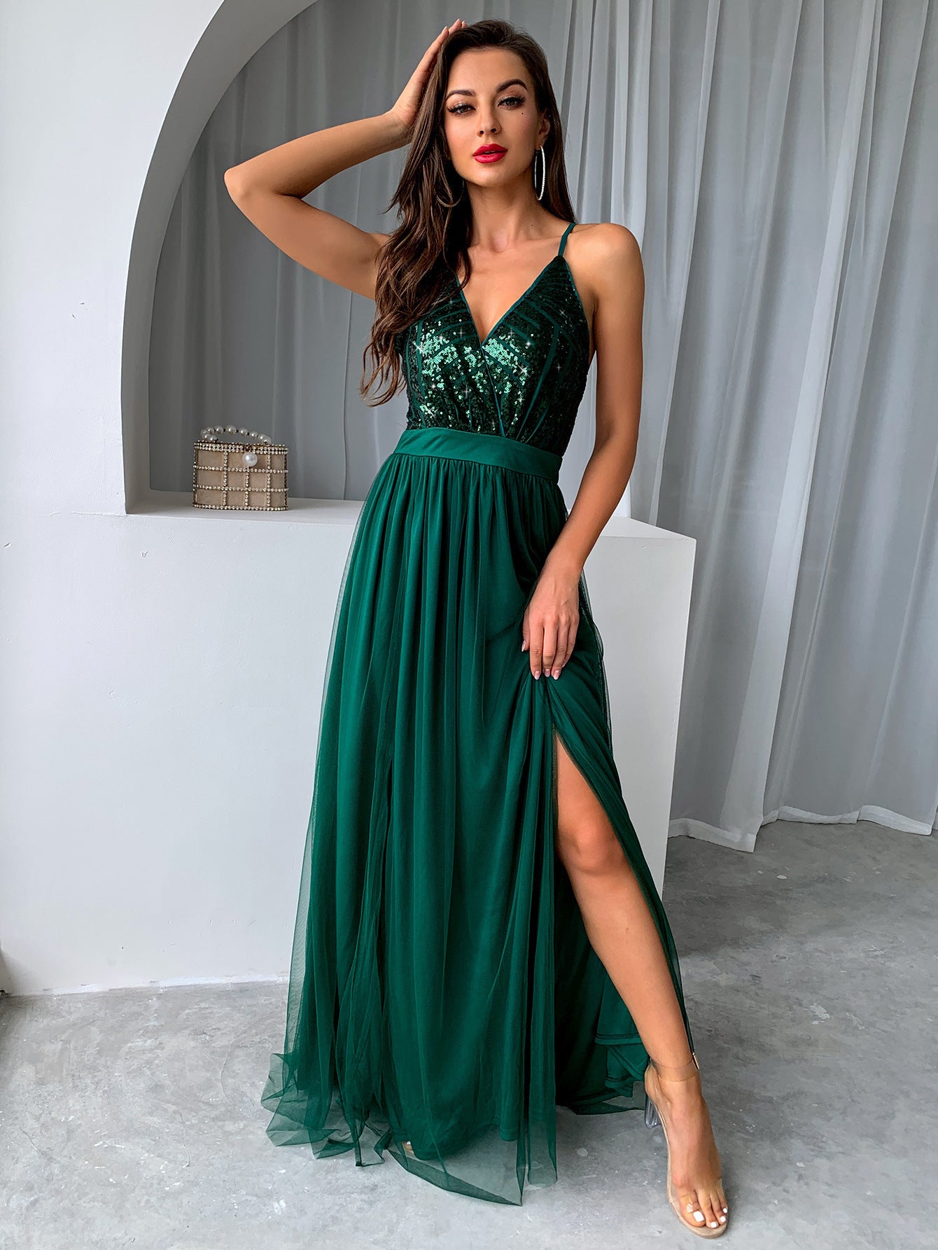 Women's Straps Tulle Sequin Stitching Slit Swing Dresses